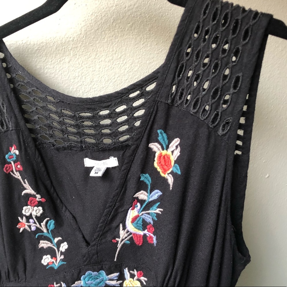 Embroidered Mini dress - Picture 3 of 6